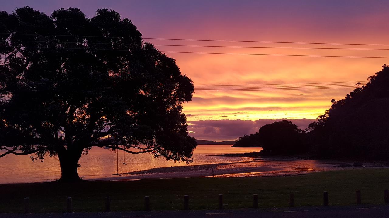 Hotel Oamaru Bay Tourist Park Coromandel Esterno foto